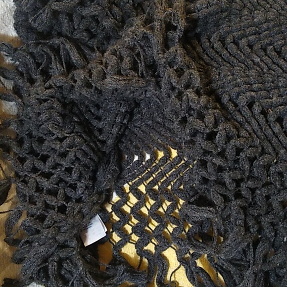 Scarf - Picture 5 of 6